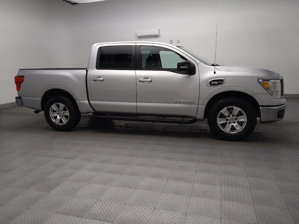 2017 Nissan Titan in Lewisville, TX 75067 - 18092667 11