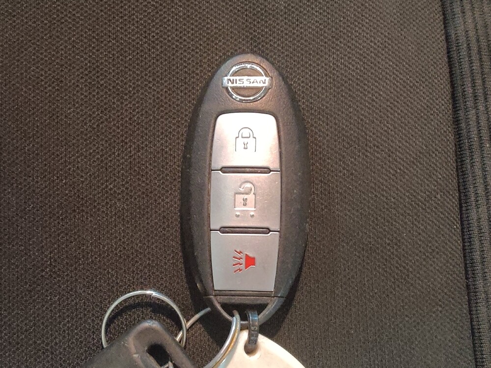 2017 Nissan Titan in Lewisville, TX 75067 - 18092667 32