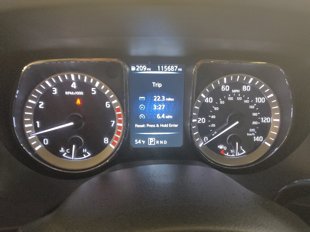 2017 Nissan Titan in Lewisville, TX 75067 - 18092667 23