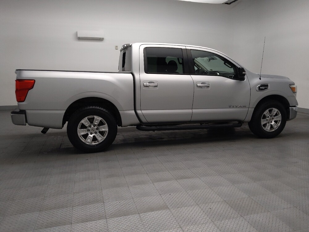 2017 Nissan Titan in Lewisville, TX 75067 - 18092667 10