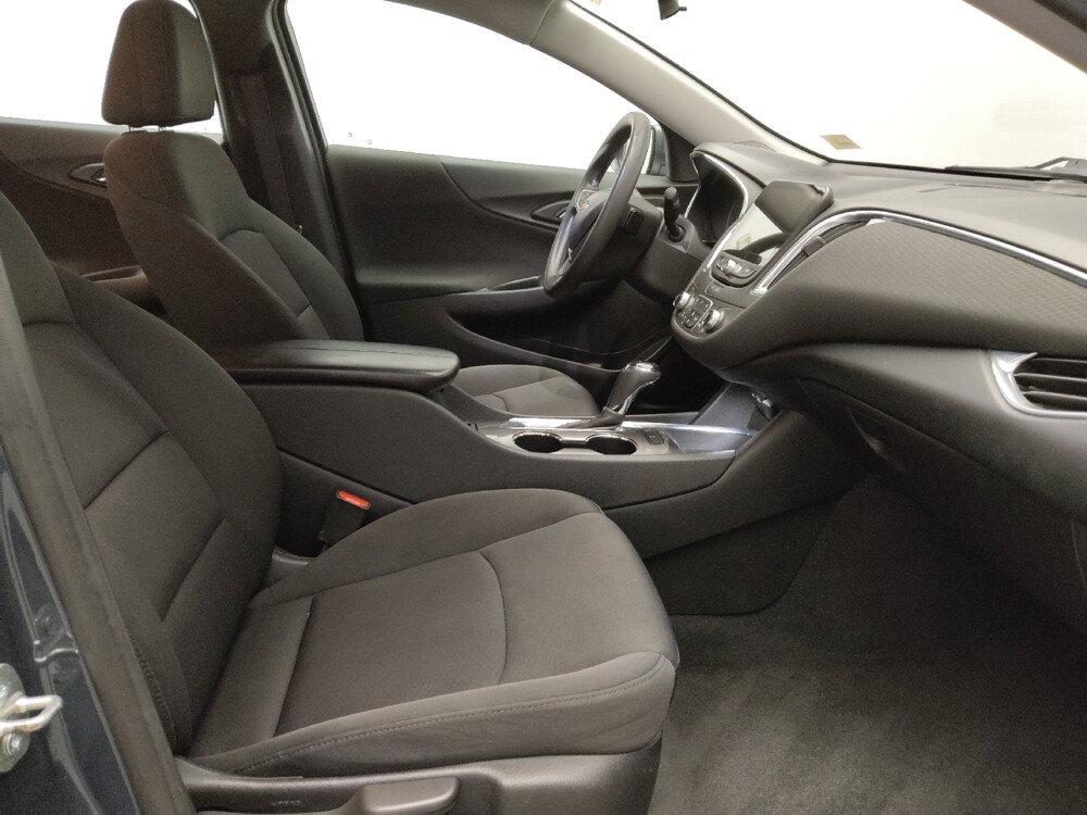 2020 Chevrolet Malibu in Temple, TX 76502 - 18092673 21