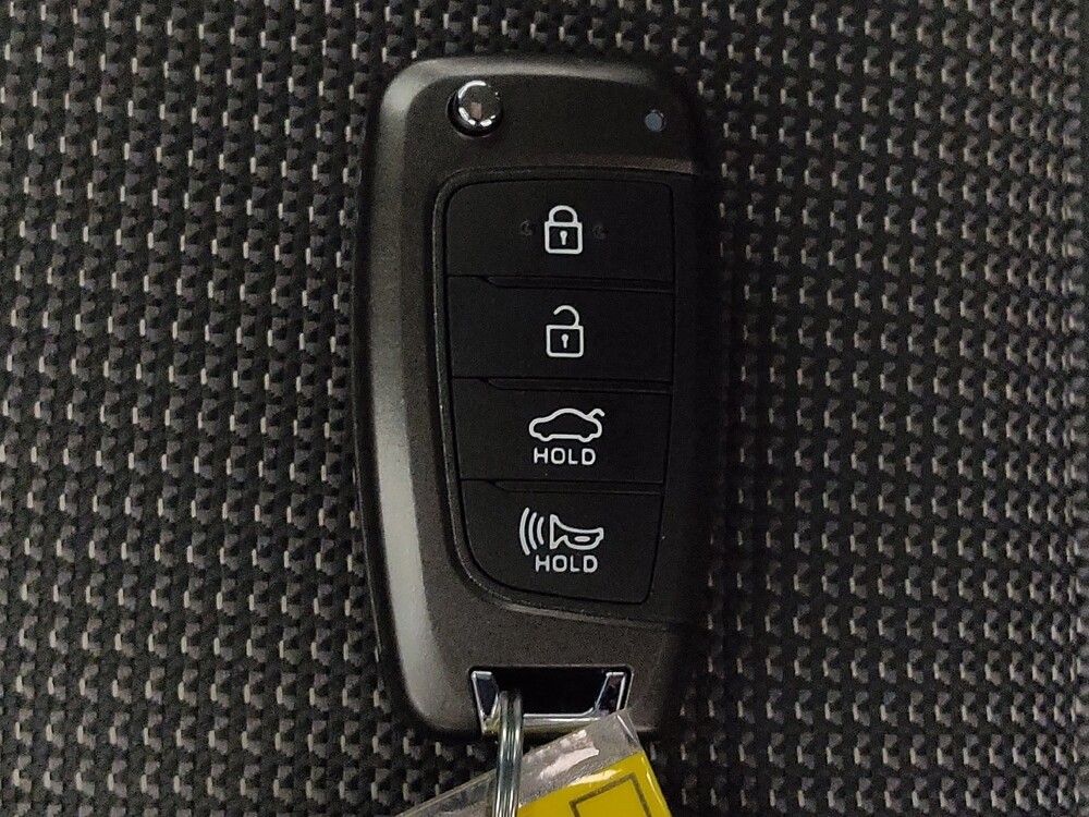 2020 Hyundai Accent in Tulsa, OK 74145 - 18092675 32