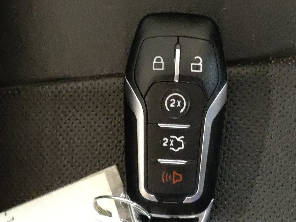 2016 Ford Fusion in Lubbock, TX 79424 - 18092678 32