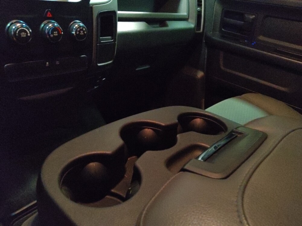 2015 RAM 1500 in Glendale, AZ 85301 - 18092683 26