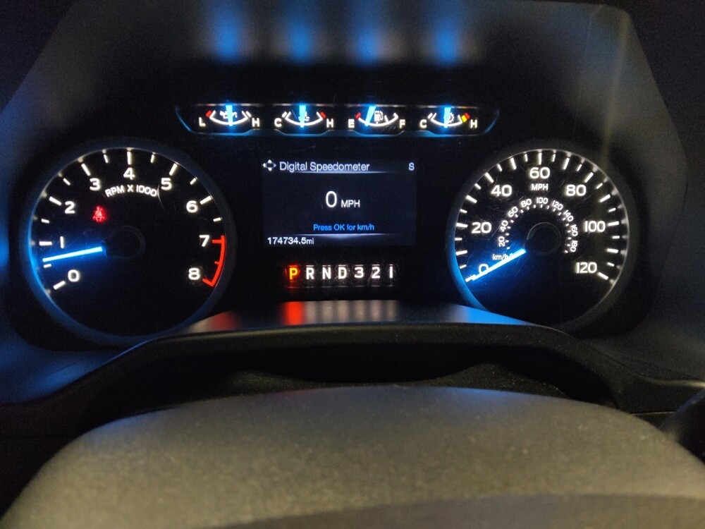 2015 Ford F150 in Glendale, AZ 85301 - 18092689 23