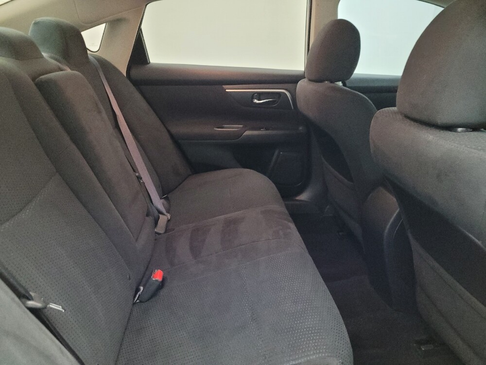 2015 Nissan Altima in Phoenix, AZ 85015 - 18092691 19