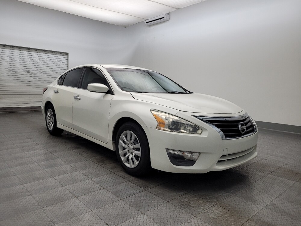 2015 Nissan Altima in Phoenix, AZ 85015 - 18092691 13