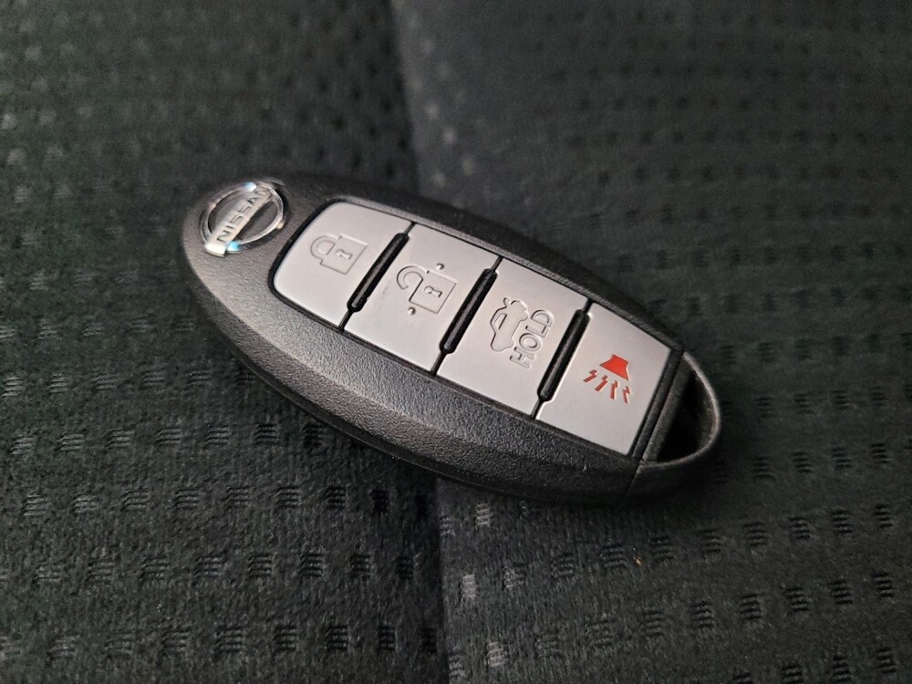 2015 Nissan Altima in Phoenix, AZ 85015 - 18092691 32