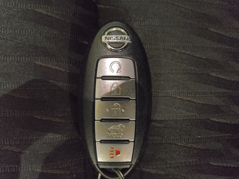 2018 Nissan Rogue in Lakeland, FL 33815 - 18092694 32