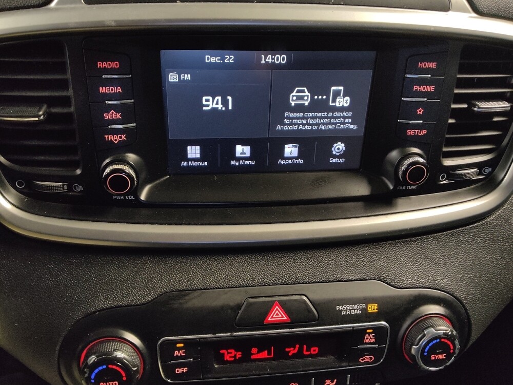 2019 Kia Sorento in Tampa, FL 33612 - 18092695 25