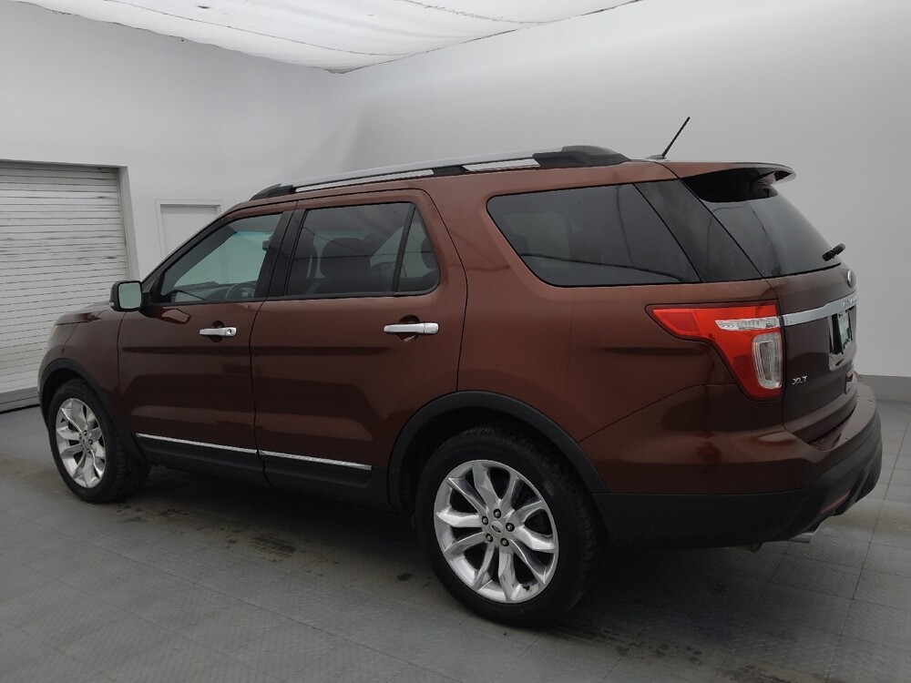 2015 Ford Explorer in Tampa, FL 33612 - 18092700 3