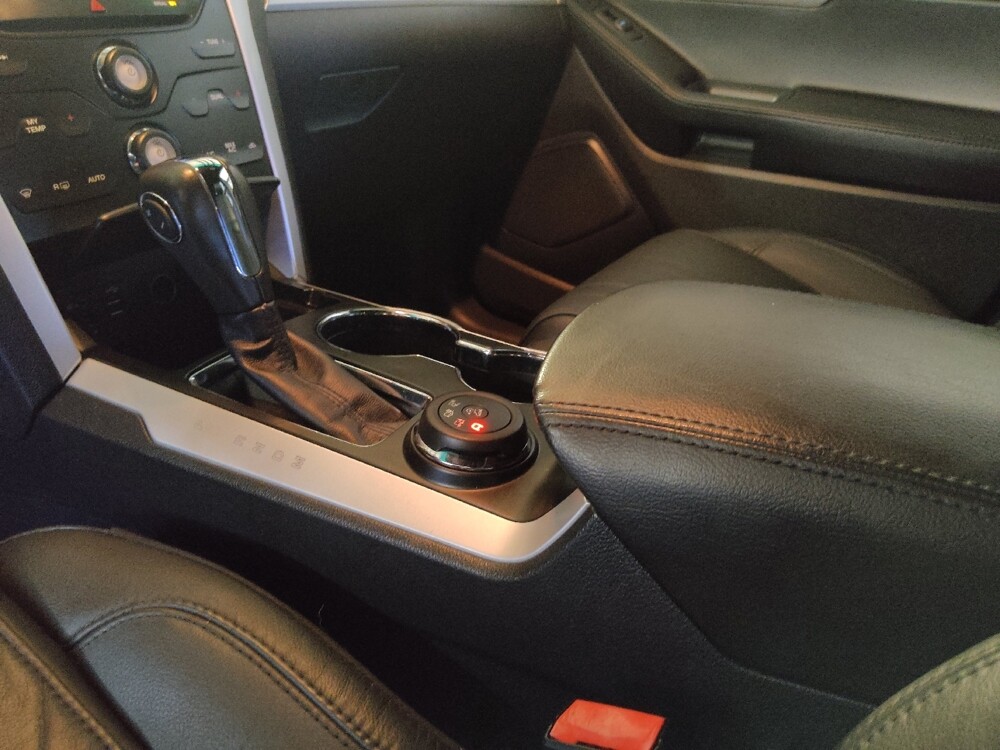 2015 Ford Explorer in Tampa, FL 33612 - 18092700 26