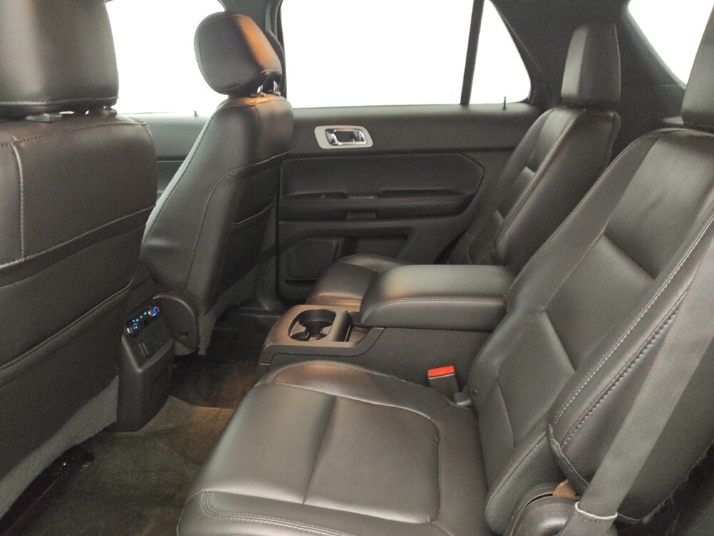 2015 Ford Explorer in Tampa, FL 33612 - 18092700 18