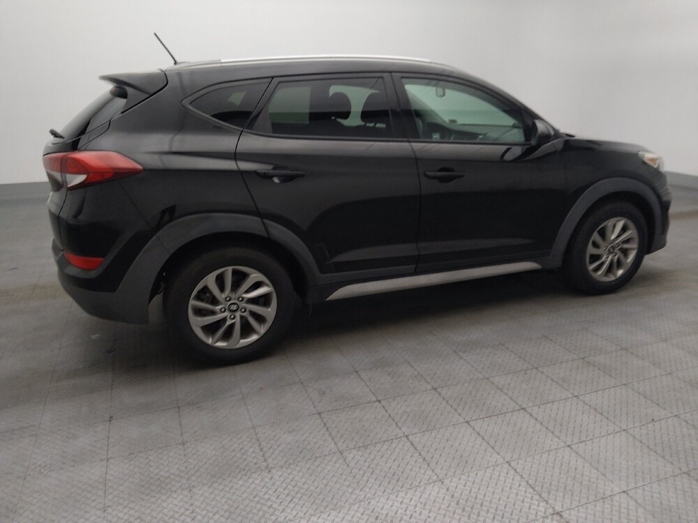2017 Hyundai Tucson in Jacksonville, FL 32210 - 18092707 10