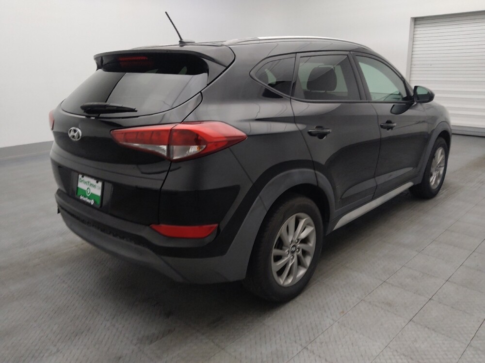 2017 Hyundai Tucson in Jacksonville, FL 32210 - 18092707 9