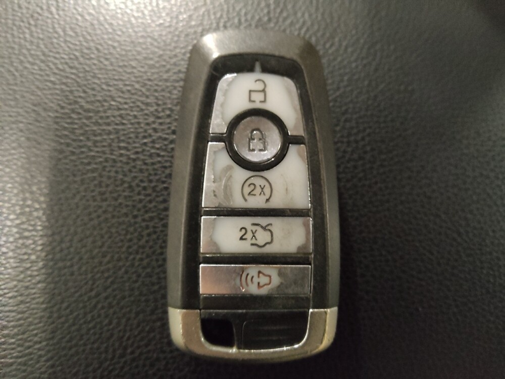 2017 Ford Fusion in Mobile, AL 36606 - 18092711 32