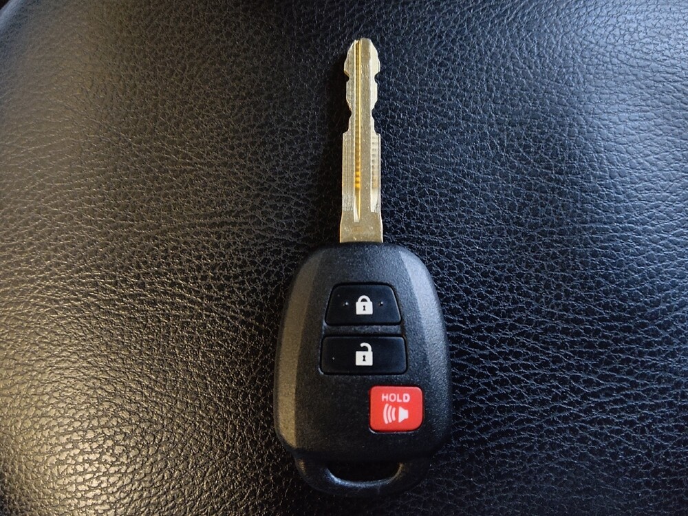 2017 Toyota RAV4 in Jacksonville, FL 32210 - 18092717 32