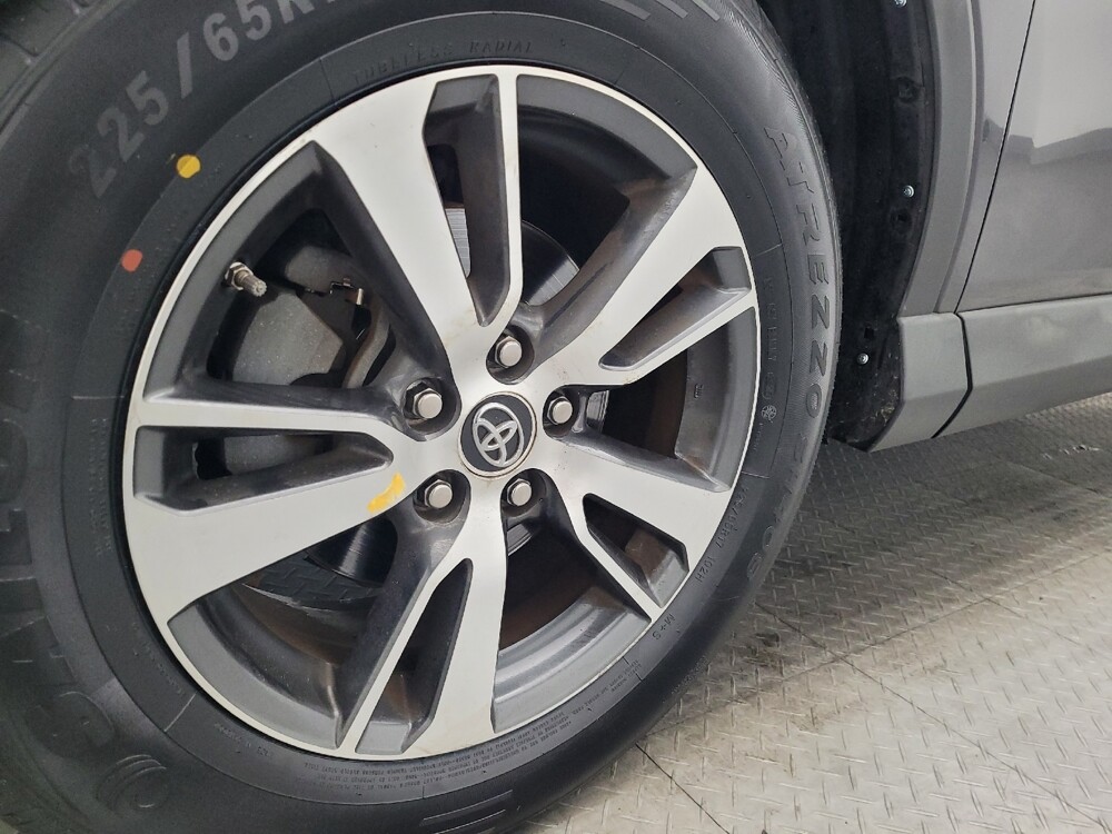 2017 Toyota RAV4 in Jacksonville, FL 32210 - 18092717 31