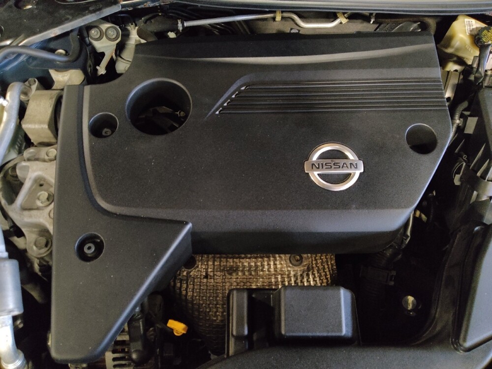 2013 Nissan Altima in Savannah, GA 31419 - 18092722 30