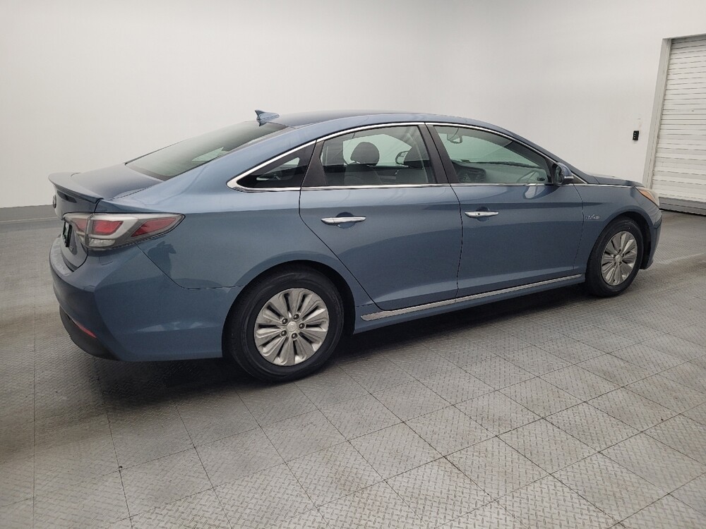 2016 Hyundai Sonata in Ocala, FL 34471 - 18092730 10