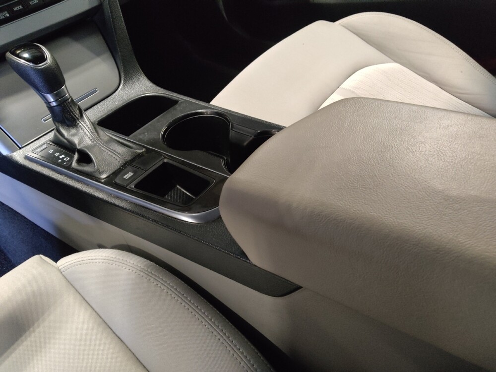 2016 Hyundai Sonata in Ocala, FL 34471 - 18092730 26