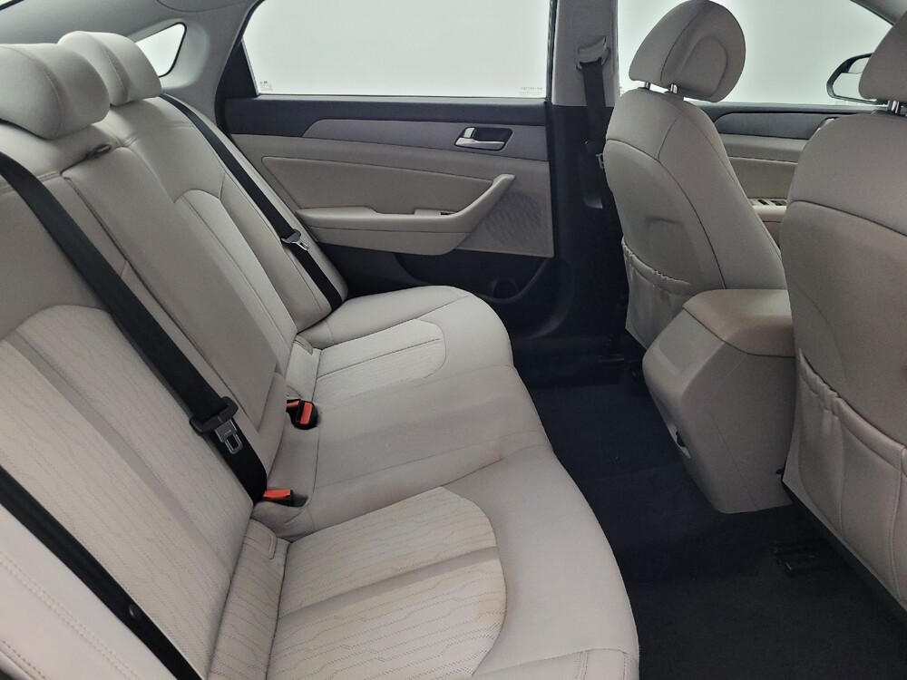 2016 Hyundai Sonata in Ocala, FL 34471 - 18092730 19