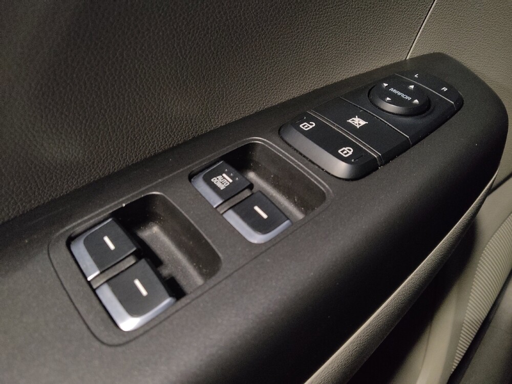 2019 Kia Sportage in Jacksonville, FL 32210 - 18092731 27