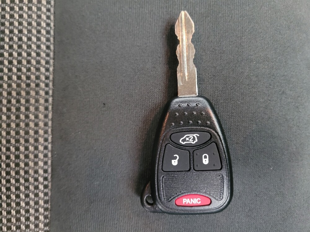 2017 Jeep Patriot in Winston-Salem, NC 27103 - 18092737 32