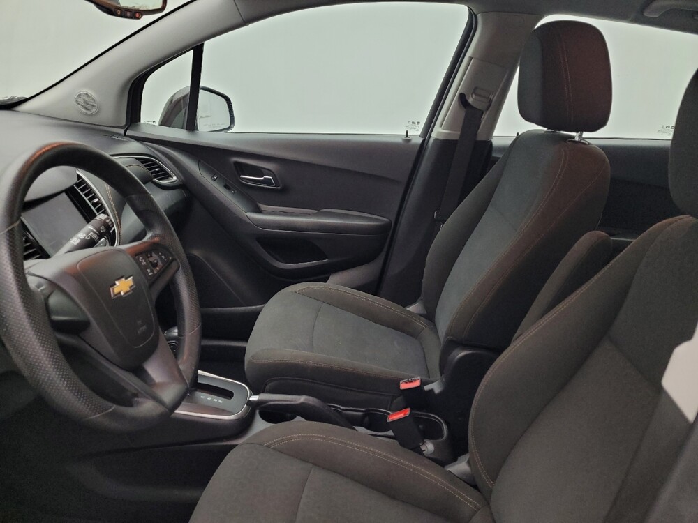 2020 Chevrolet Trax in Fayetteville, NC 28304 - 18092747 17