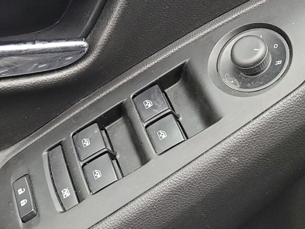 2020 Chevrolet Trax in Fayetteville, NC 28304 - 18092747 27