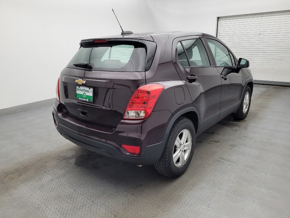 2020 Chevrolet Trax in Fayetteville, NC 28304 - 18092747 9