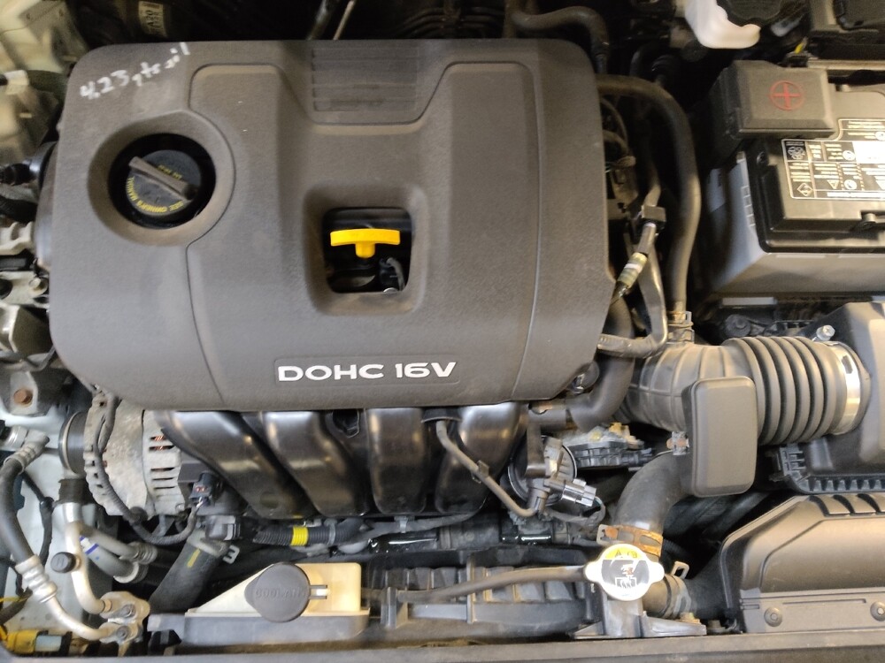 2018 Hyundai Elantra in Winston-Salem, NC 27103 - 18092748 30