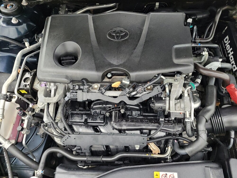 2018 Toyota Camry in Greenville, NC 27834 - 18092750 30