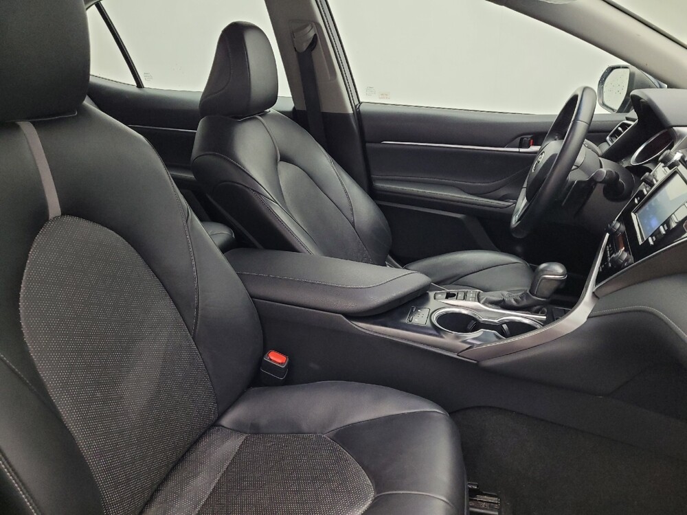 2018 Toyota Camry in Greenville, NC 27834 - 18092750 21