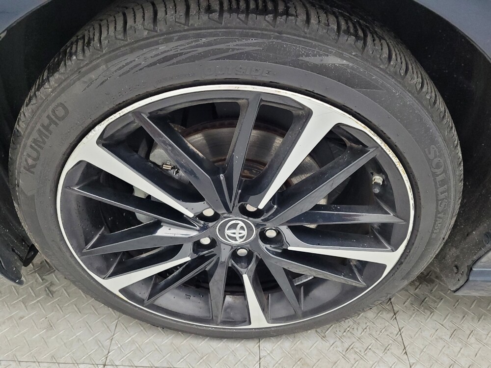 2018 Toyota Camry in Greenville, NC 27834 - 18092750 31