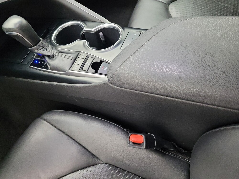 2018 Toyota Camry in Greenville, NC 27834 - 18092750 26