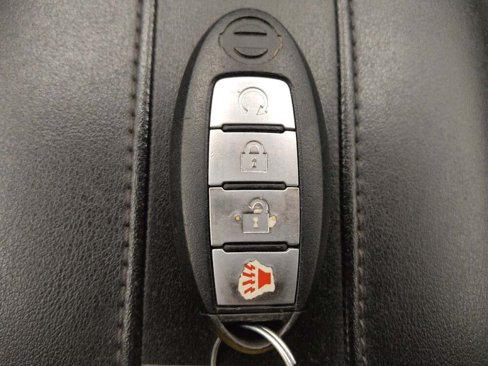 2018 Nissan Rogue Sport in Colorado Springs, CO 80909 - 18092759 32