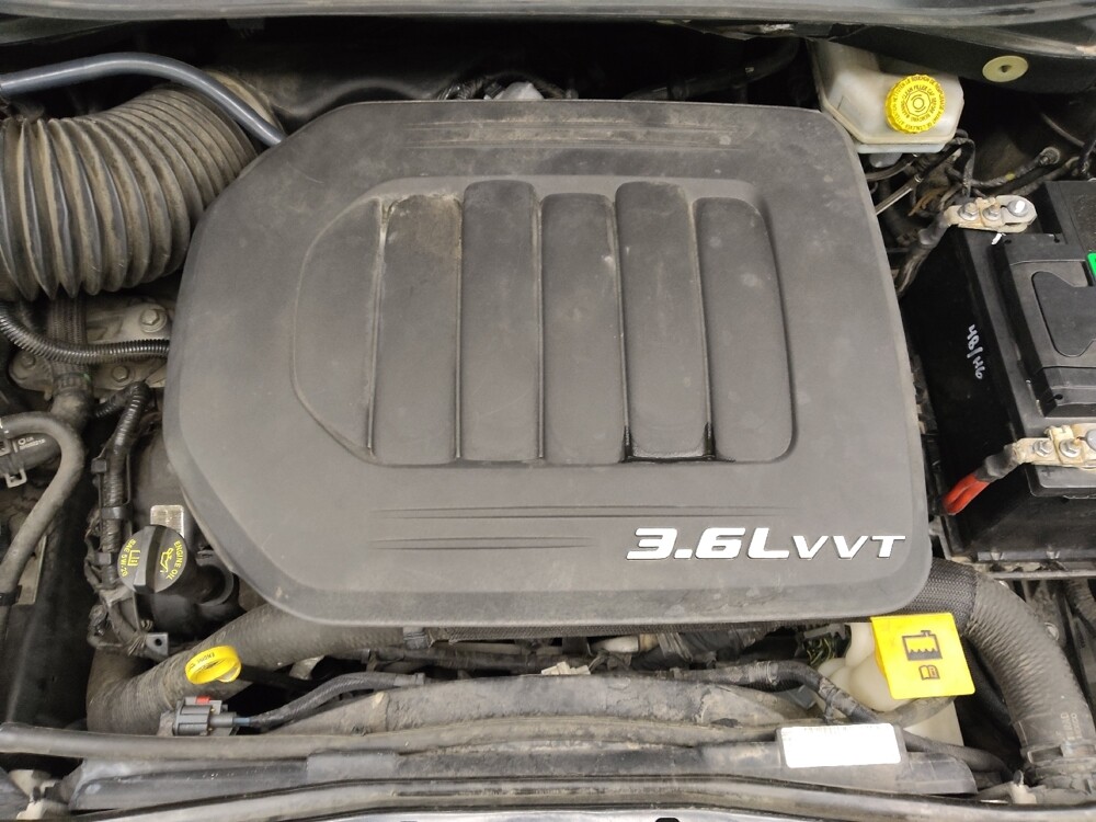 2016 Chrysler Town & Country in Memphis, TN 38115 - 18092761 30