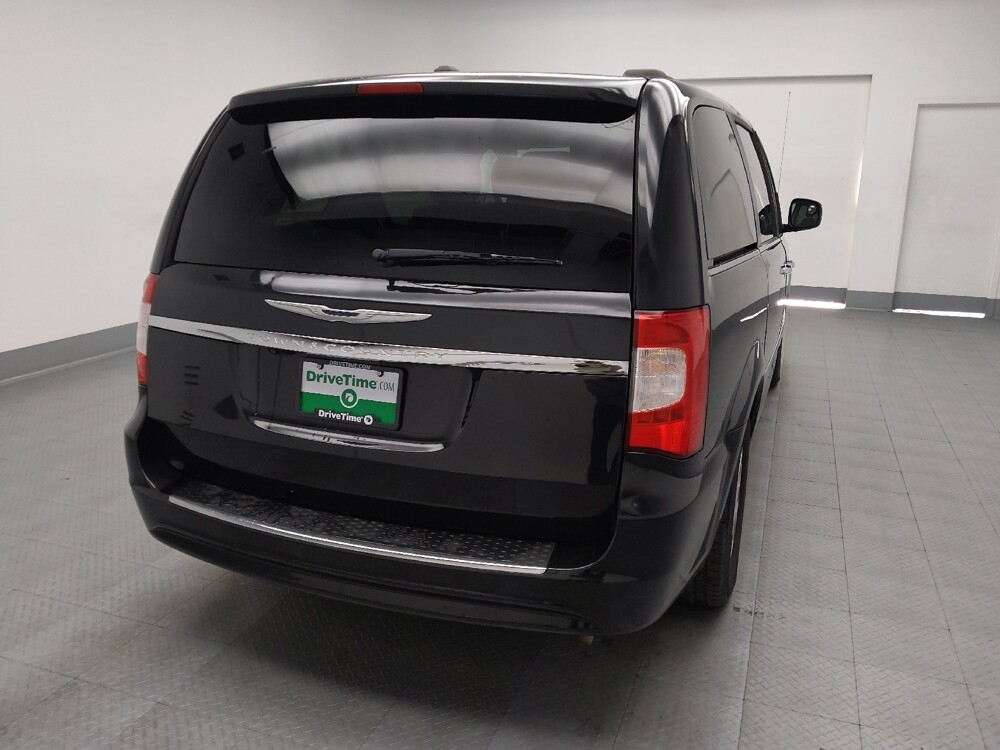 2016 Chrysler Town & Country in Memphis, TN 38115 - 18092761 7