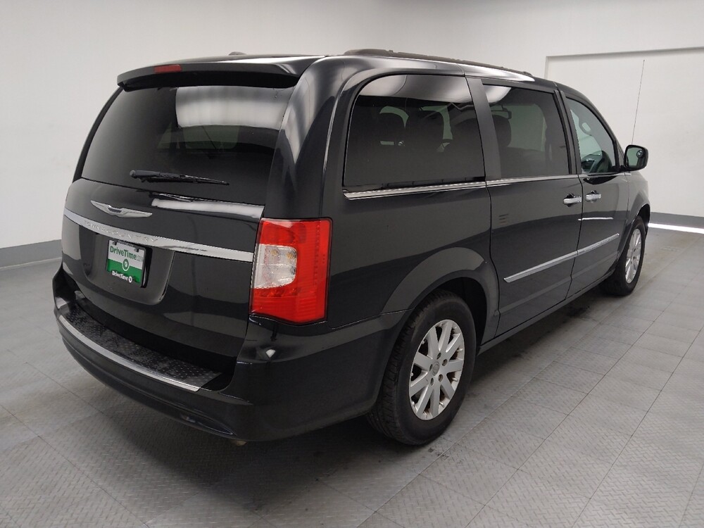 2016 Chrysler Town & Country in Memphis, TN 38115 - 18092761 9
