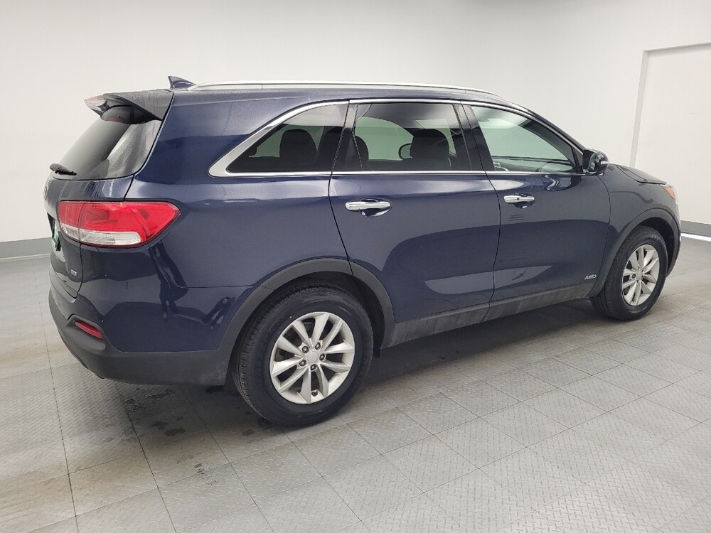 2017 Kia Sorento in Antioch, TN 37013 - 18092764 10
