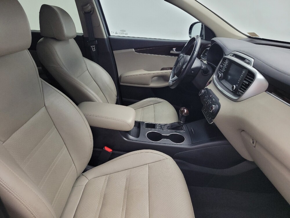 2017 Kia Sorento in Antioch, TN 37013 - 18092764 21