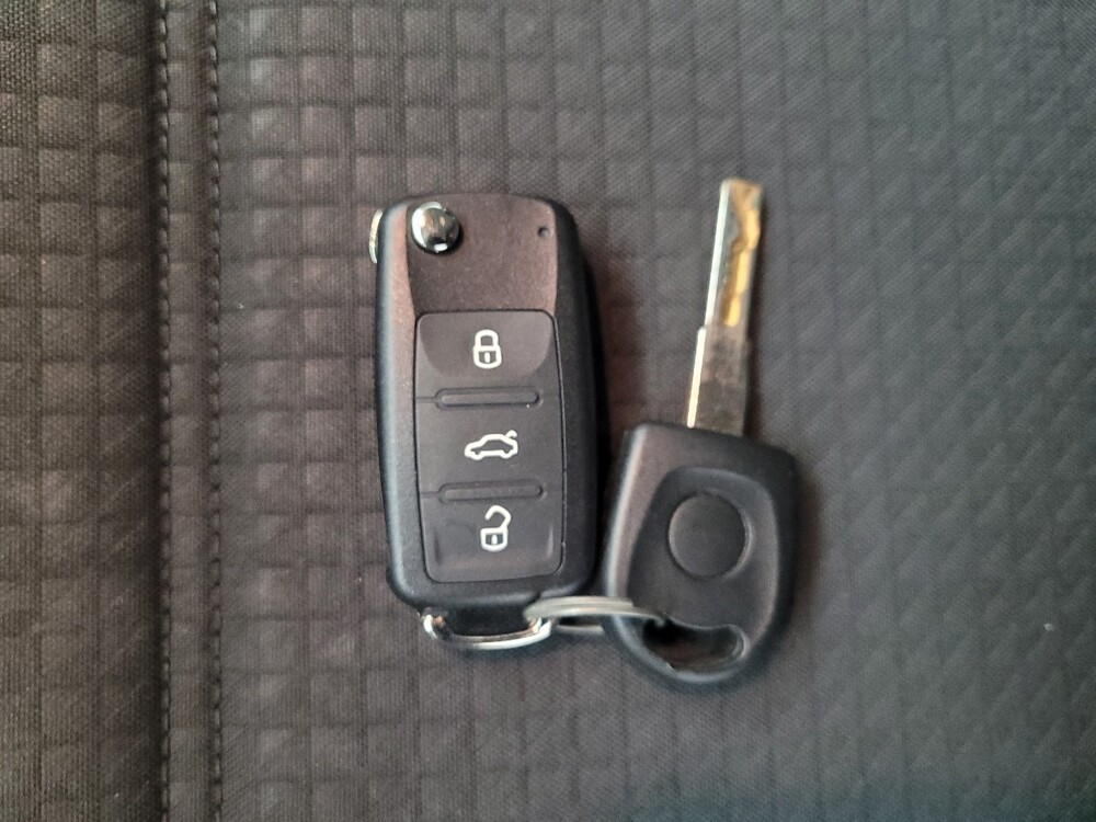 2015 Volkswagen Jetta in Memphis, TN 38115 - 18092766 32