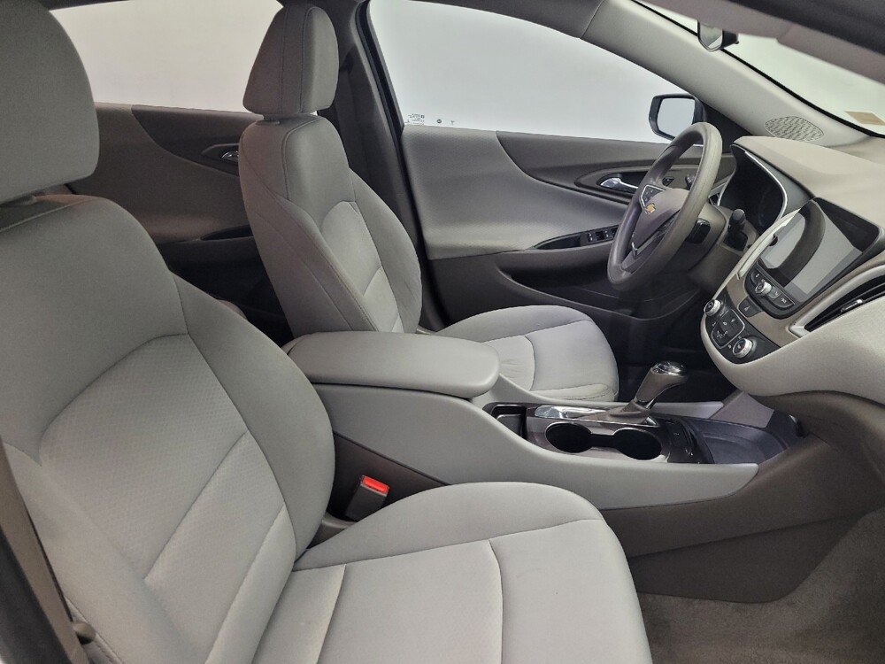 2019 Chevrolet Malibu in Memphis, TN 38115 - 18092767 21