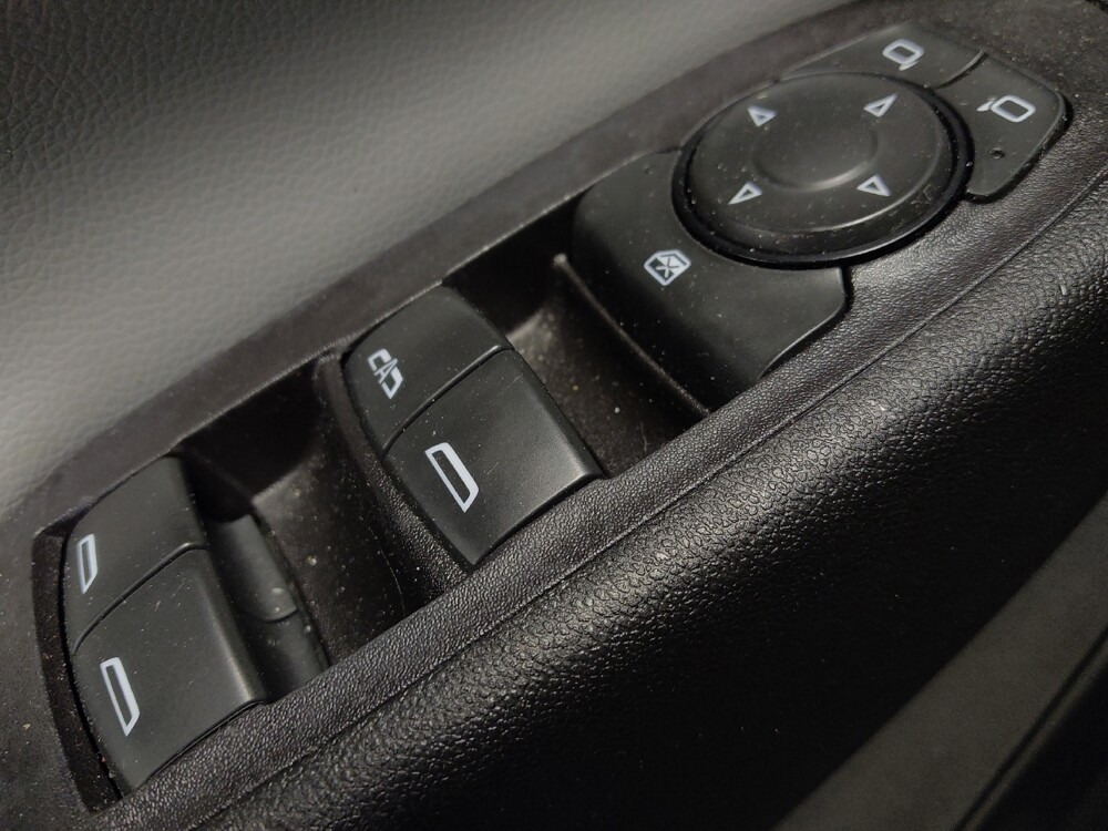 2020 Chevrolet Equinox in Houston, TX 77034 - 18092771 27