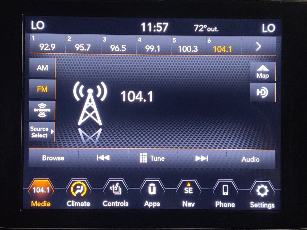 2021 Jeep Grand Cherokee in Live Oak, TX 78233 - 18092775 25