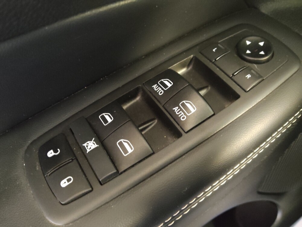 2021 Jeep Grand Cherokee in Live Oak, TX 78233 - 18092775 27