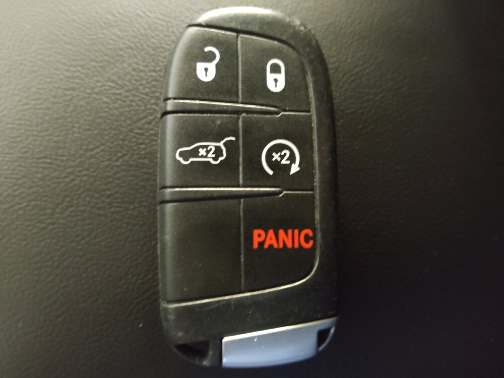 2021 Jeep Grand Cherokee in Live Oak, TX 78233 - 18092775 32