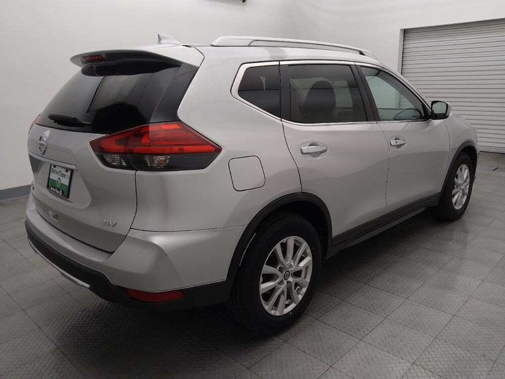 2017 Nissan Rogue in Live Oak, TX 78233 - 18092784 9