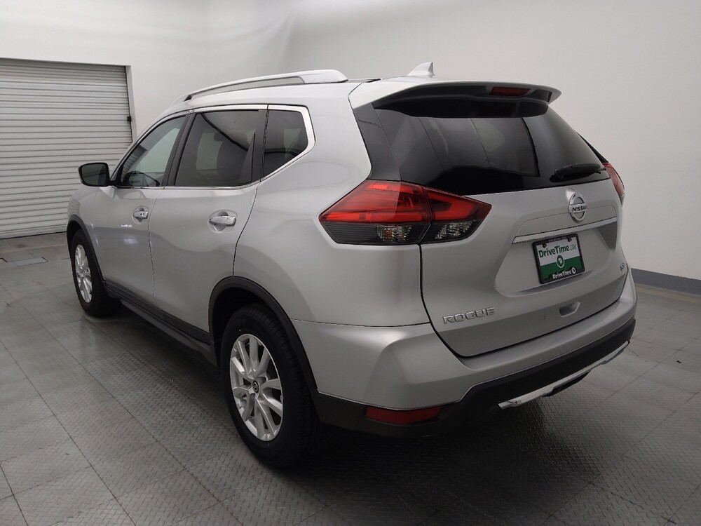 2017 Nissan Rogue in Live Oak, TX 78233 - 18092784 5